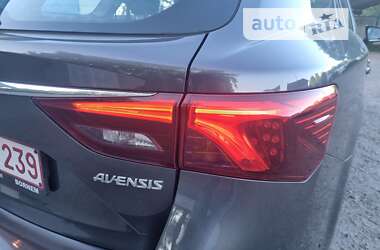 Универсал Toyota Avensis 2017 в Калуше