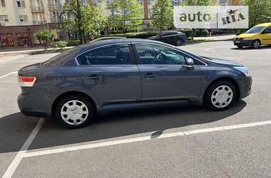 Седан Toyota Avensis 2011 в Києві