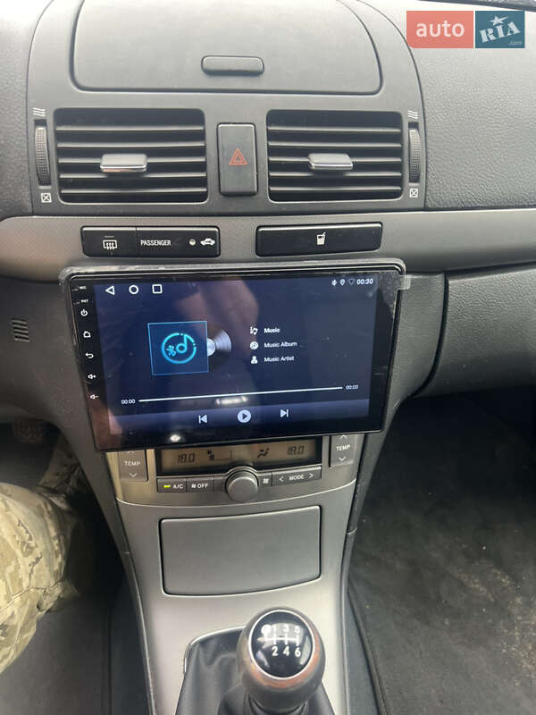 Универсал Toyota Avensis 2007 в Локачах