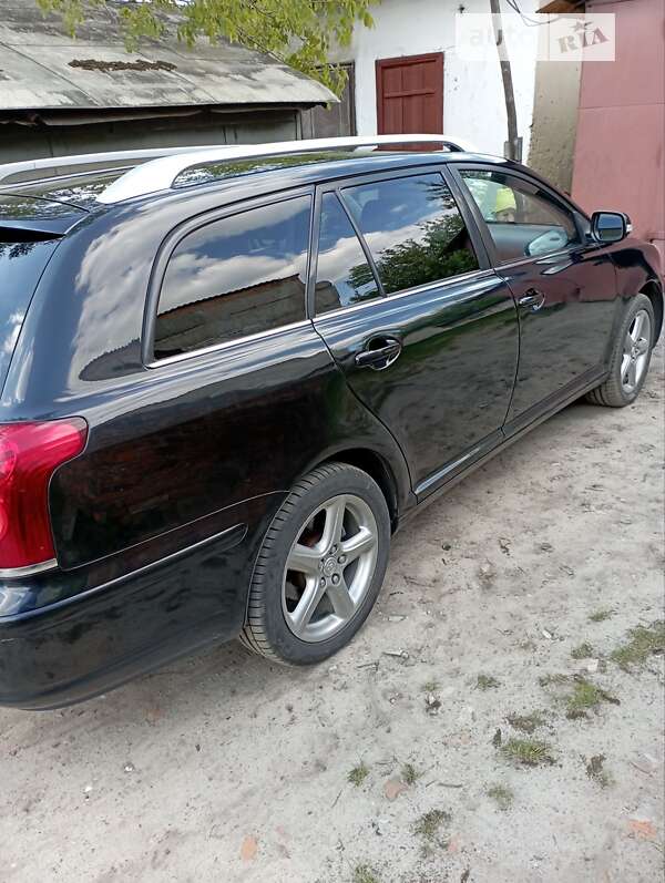 Універсал Toyota Avensis 2008 в Пісківці