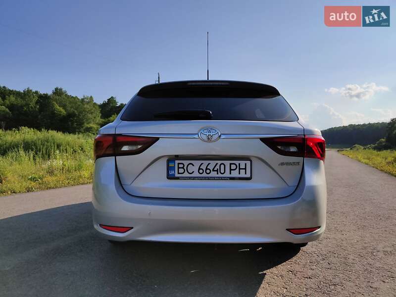 Универсал Toyota Avensis 2016 в Харькове