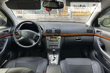 Седан Toyota Avensis 2007 в Киеве