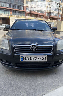 Седан Toyota Avensis 2004 в Умані