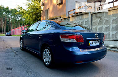 Седан Toyota Avensis 2011 в Киеве