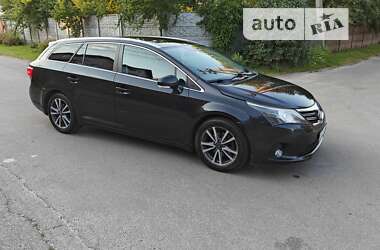 Універсал Toyota Avensis 2013 в Києві