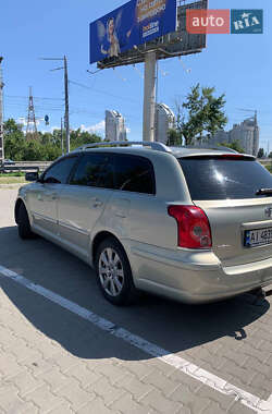 Универсал Toyota Avensis 2008 в Гайвороне