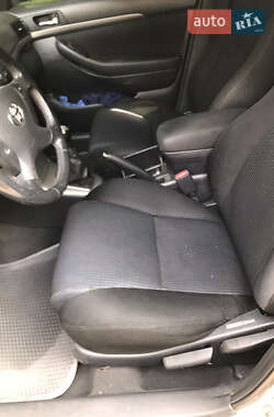 Универсал Toyota Avensis 2008 в Гайвороне