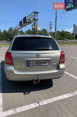 Универсал Toyota Avensis 2008 в Гайвороне