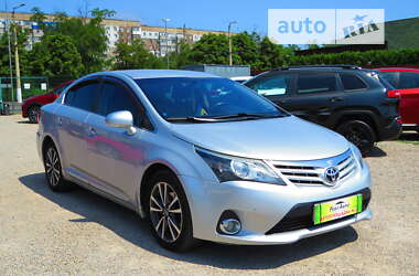 Седан Toyota Avensis 2012 в Кропивницькому