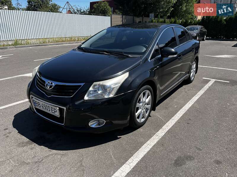 Седан Toyota Avensis 2008 в Киеве