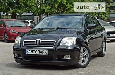 Седан Toyota Avensis 2004 в Дніпрі