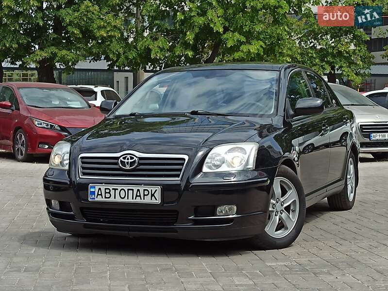 Toyota Avensis 2004