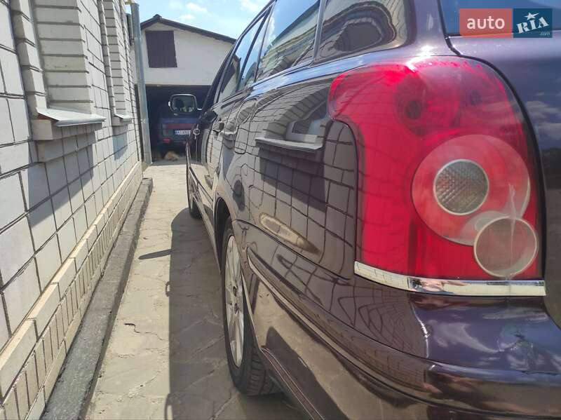 Универсал Toyota Avensis 2007 в Умани