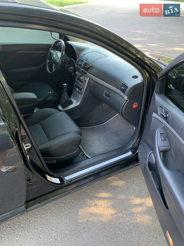 Універсал Toyota Avensis 2007 в Хмільнику