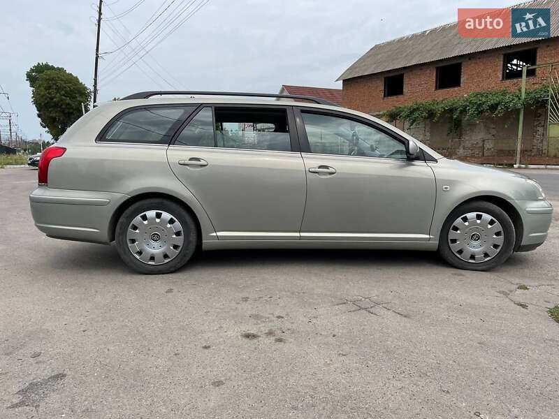 Универсал Toyota Avensis 2004 в Жмеринке