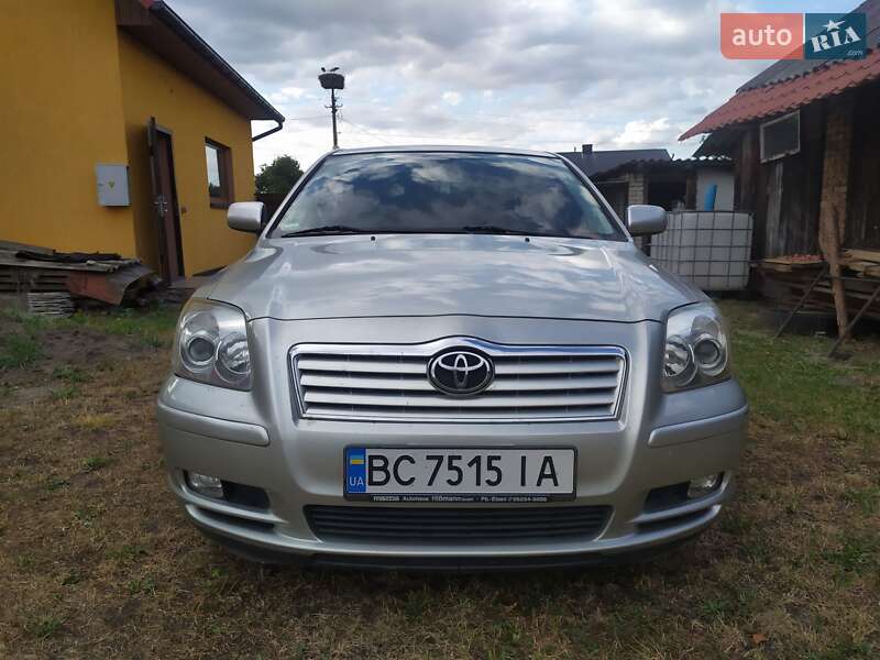 Toyota Avensis 2004