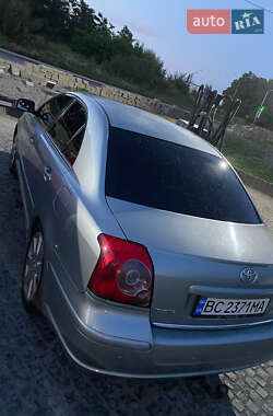 Седан Toyota Avensis 2007 в Львове