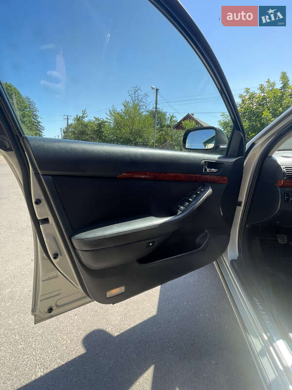 Универсал Toyota Avensis 2006 в Делятине