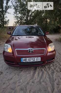 Універсал Toyota Avensis 2003 в Дніпрі