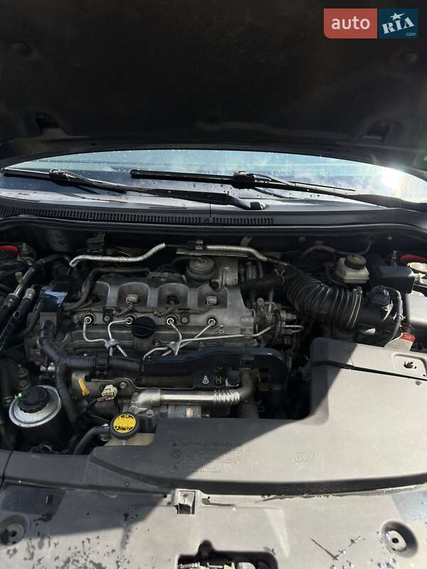 Універсал Toyota Avensis 2008 в Трускавці