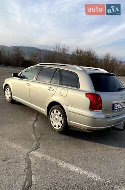 Універсал Toyota Avensis 2004 в 
