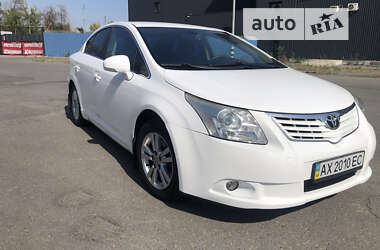 Седан Toyota Avensis 2011 в Харькове