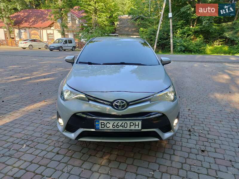 Универсал Toyota Avensis 2016 в Харькове