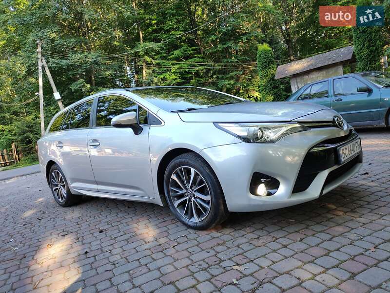 Универсал Toyota Avensis 2016 в Харькове