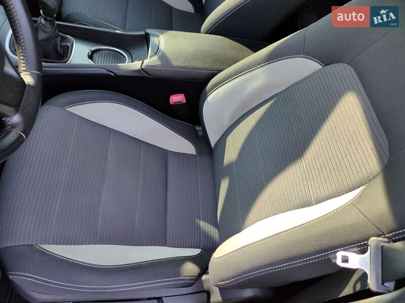 Универсал Toyota Avensis 2016 в Харькове