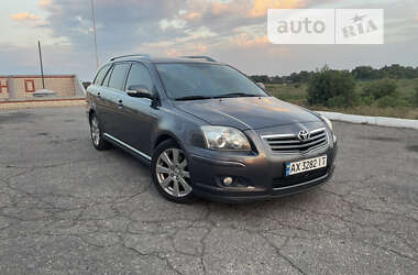 Универсал Toyota Avensis 2008 в Краснограде