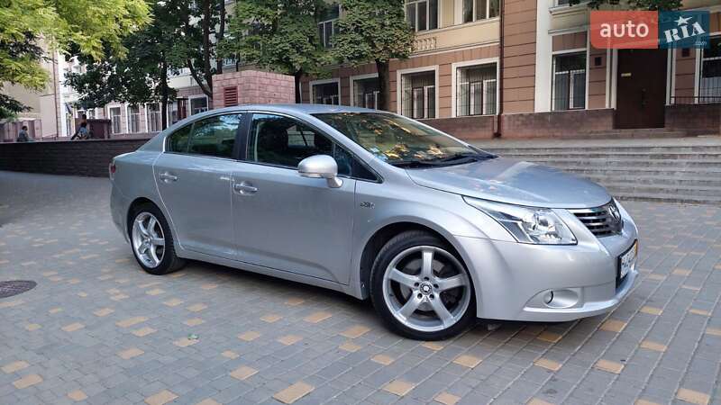 Седан Toyota Avensis 2009 в Одесі