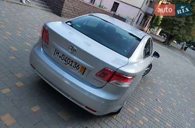 Седан Toyota Avensis 2009 в Одессе