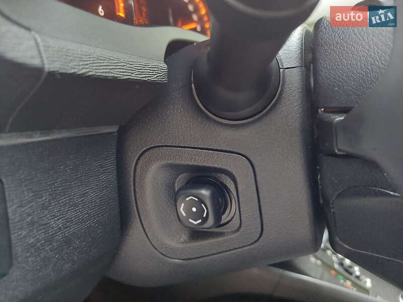 Седан Toyota Avensis 2009 в Одесі