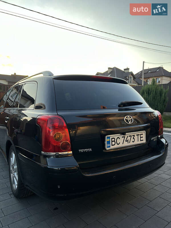 Универсал Toyota Avensis 2005 в Львове