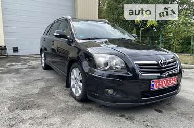 Універсал Toyota Avensis 2008 в Тальному