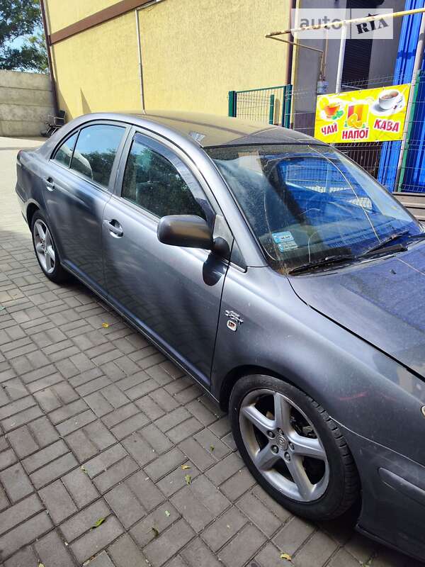 Седан Toyota Avensis 2006 в Борисполе