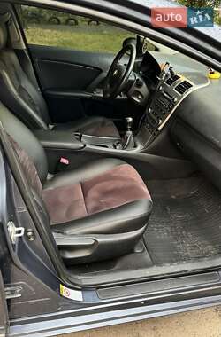 Универсал Toyota Avensis 2011 в Житомире