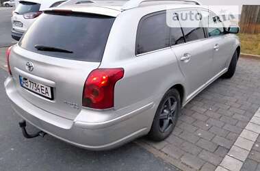 Универсал Toyota Avensis 2004 в Виноградове