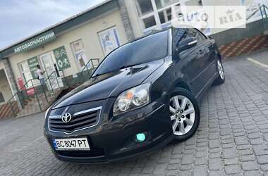 Седан Toyota Avensis 2008 в Стрию