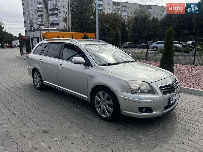 Универсал Toyota Avensis 2008 в Луцке
