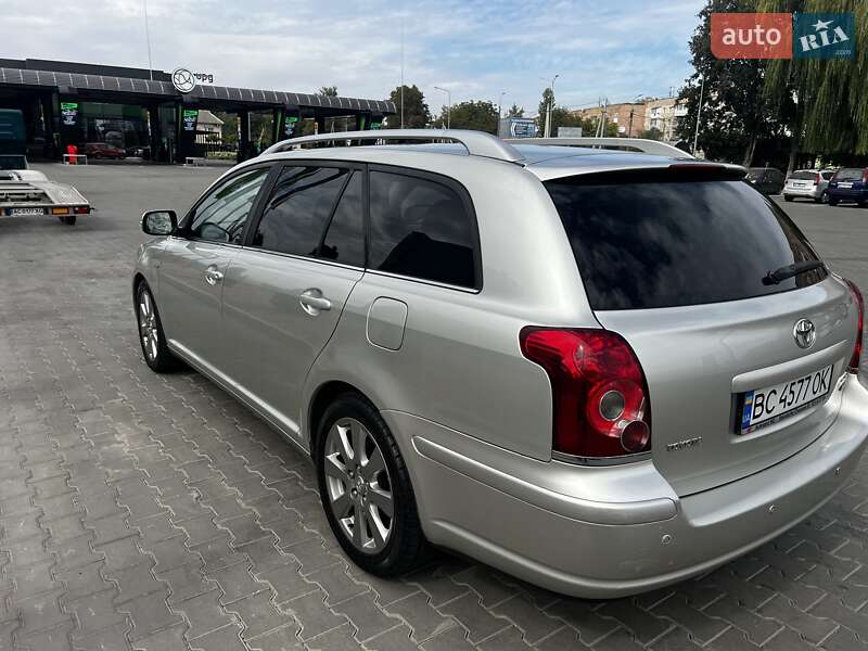 Универсал Toyota Avensis 2008 в Луцке