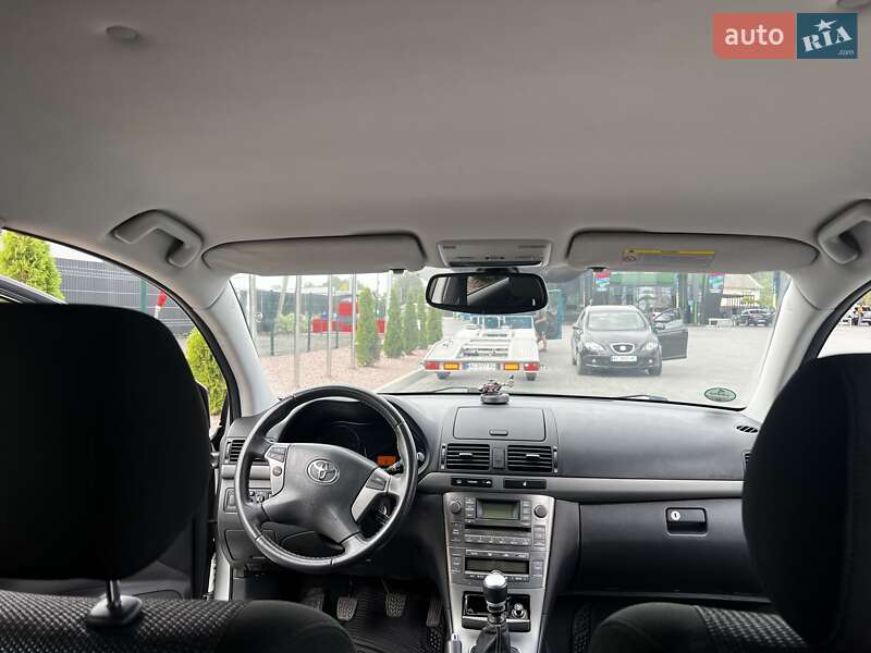 Универсал Toyota Avensis 2008 в Луцке
