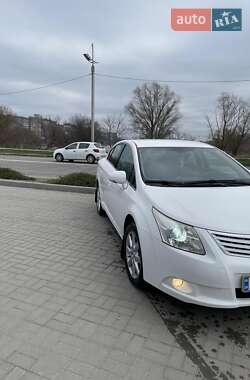 Седан Toyota Avensis 2009 в Хмельницькому