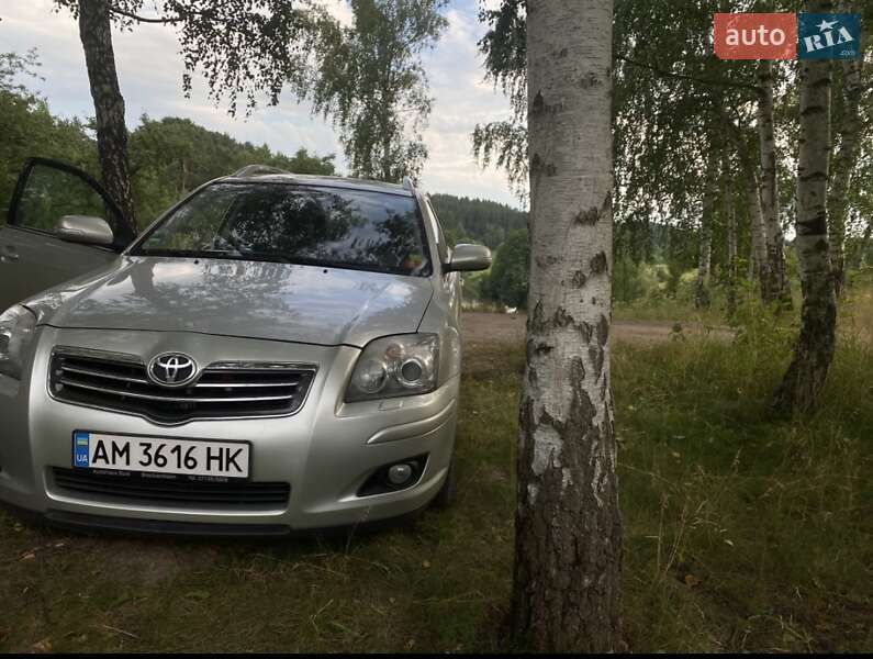 Универсал Toyota Avensis 2006 в Житомире фото 2 Универсал Toyota Avensis 2006 в Житомире