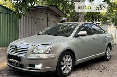 Седан Toyota Avensis 2005 в Одессе