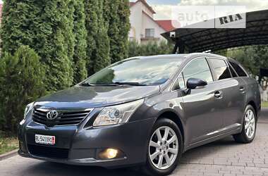 Универсал Toyota Avensis 2011 в Тернополе