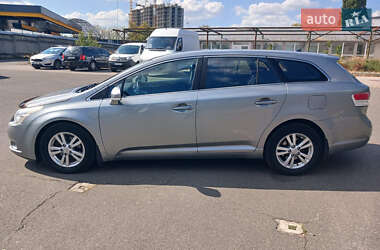 Универсал Toyota Avensis 2011 в Киеве