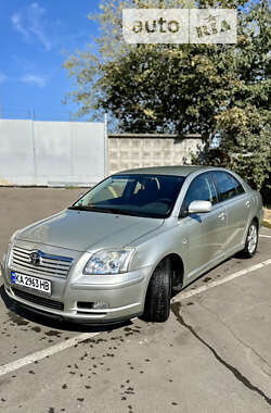 Ліфтбек Toyota Avensis 2005 в Києві