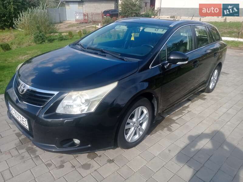 Toyota Avensis 2010