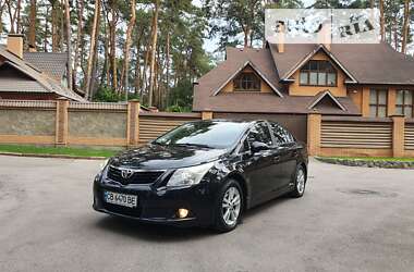 Седан Toyota Avensis 2011 в Чернигове